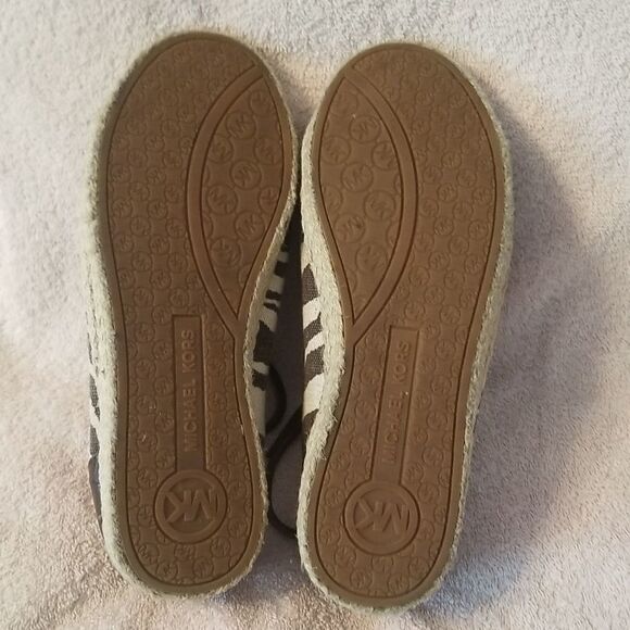 MICHAEL KORS Delray Printed Zebra Shoe SZ 8.5 - Picture 10 of 10